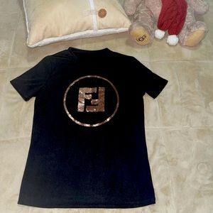 Not Autentic FENDI T-shirt 🖤